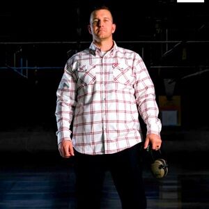 Dixxon Aero Precision Flannel Shirt Mens Medium EUC Plaid Soft Work Outdoor Warm